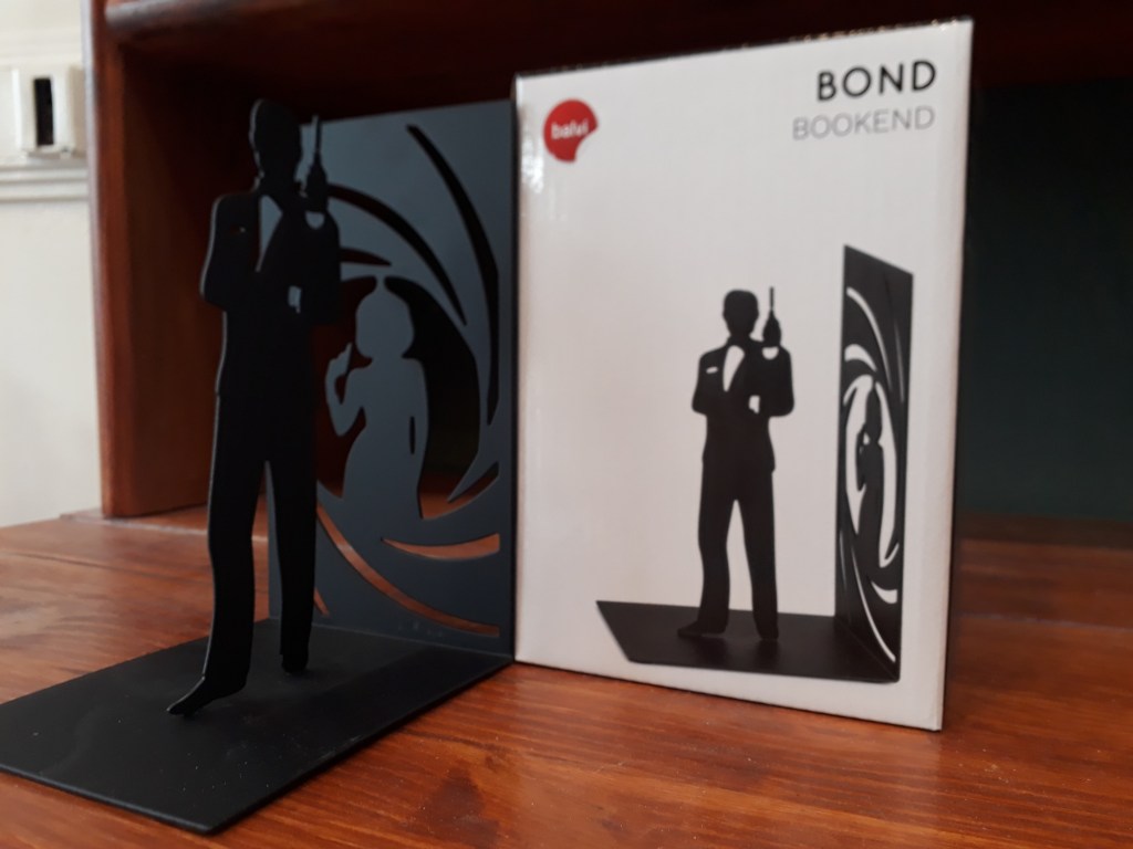 James Bond single bookend. Black metal 12 euro